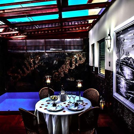 Genus Motel (Adults Only) Убераба Екстер'єр фото