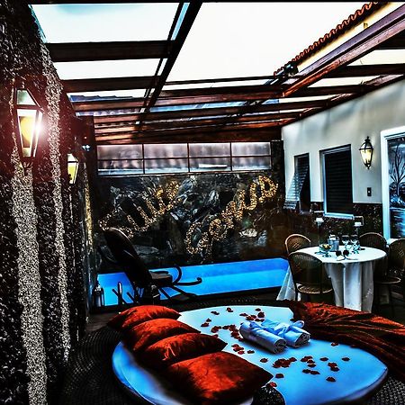 Genus Motel (Adults Only) Убераба Екстер'єр фото